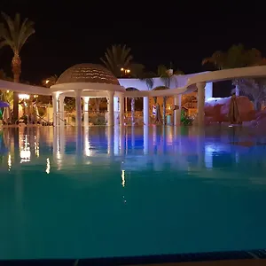 De Golf Luxury Royal Exclusive Class Apt-residence Near The Sea With Pool Gym דירה